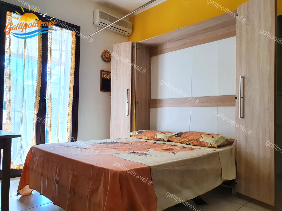 Letto a scomparsa matrimoniale del Monolocale 2° Piano, Residenza Marina Baia Verde Gallipoli